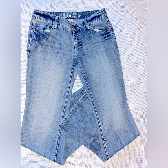 Mossimo Supply Co bootcut blue jeans size 7. - Picture 3 of 11